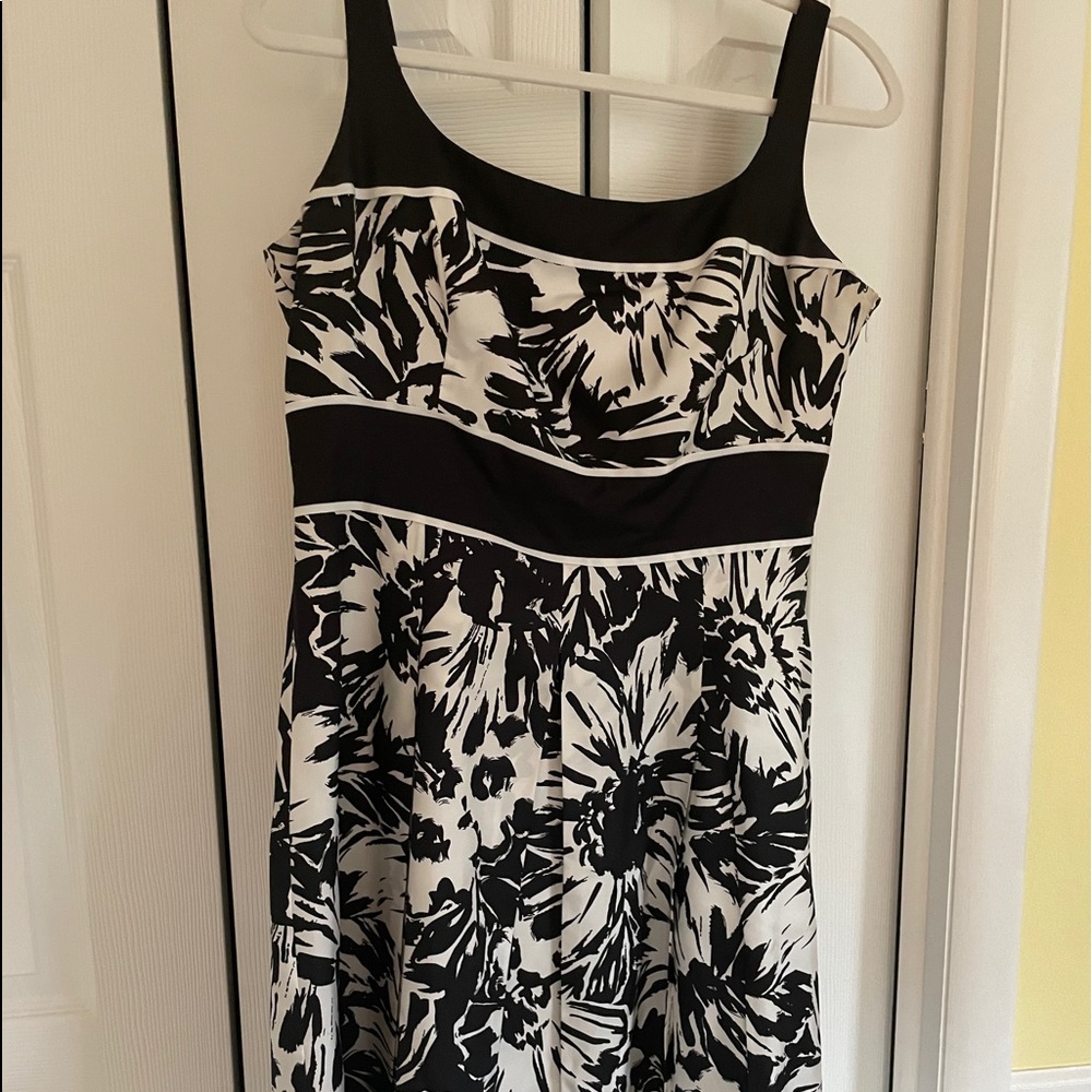 White House Black Market Sundress